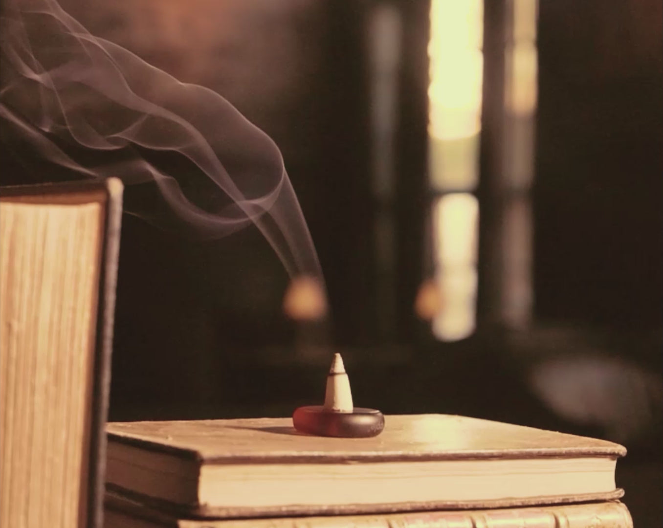 Load video: incense-cones-palo-santo-droplet